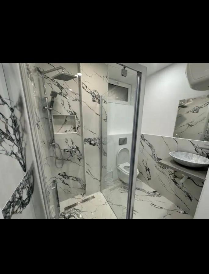 Piata Libertatii Apartament 1 Room 蒂米什瓦拉 外观 照片